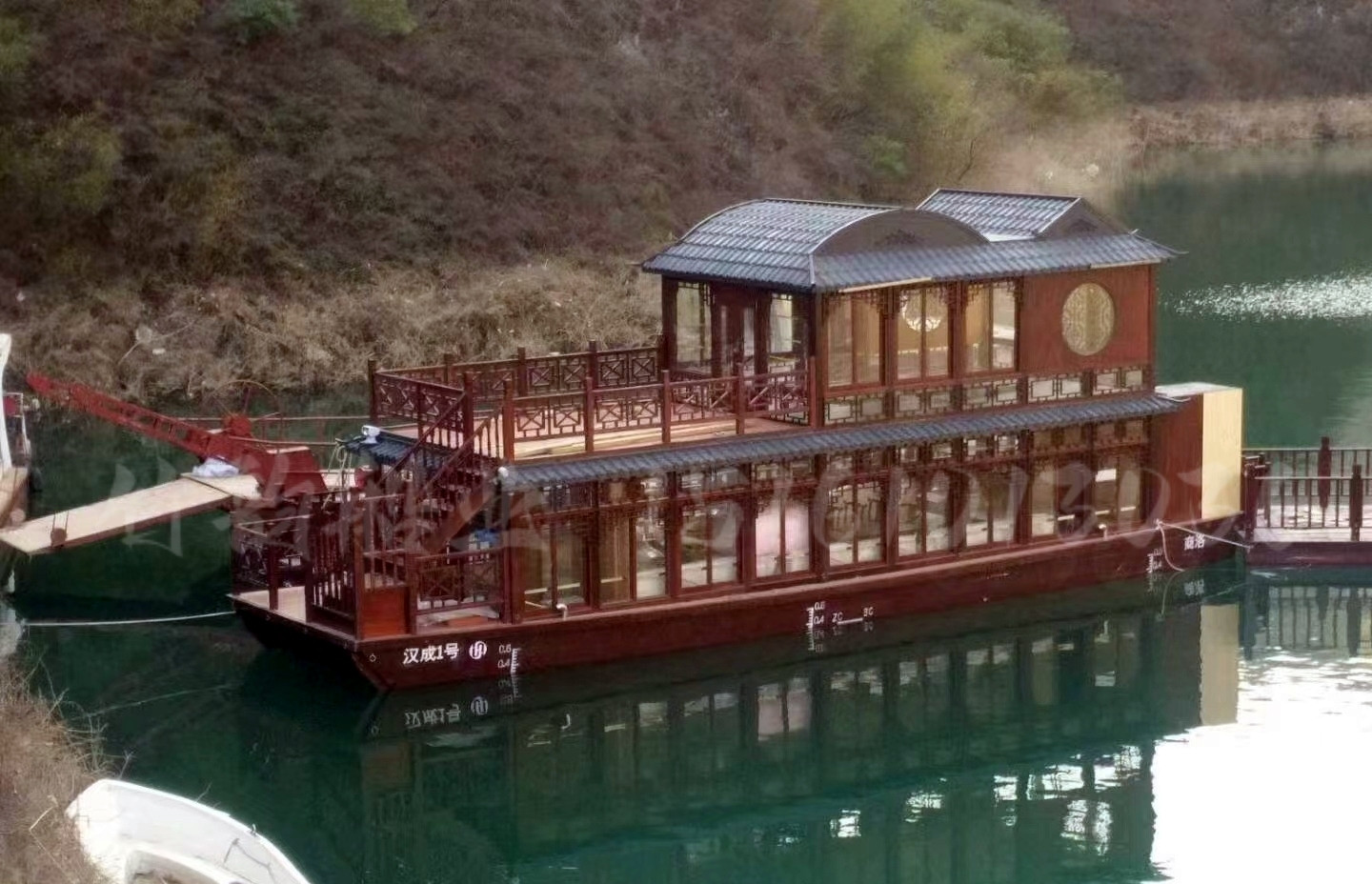 16米特色畫(huà)舫餐飲船